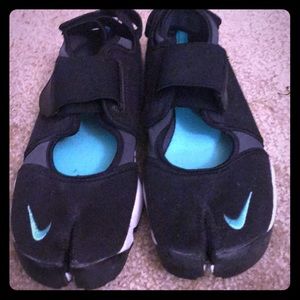 Nike Air Rift Sz. 9 Brand New